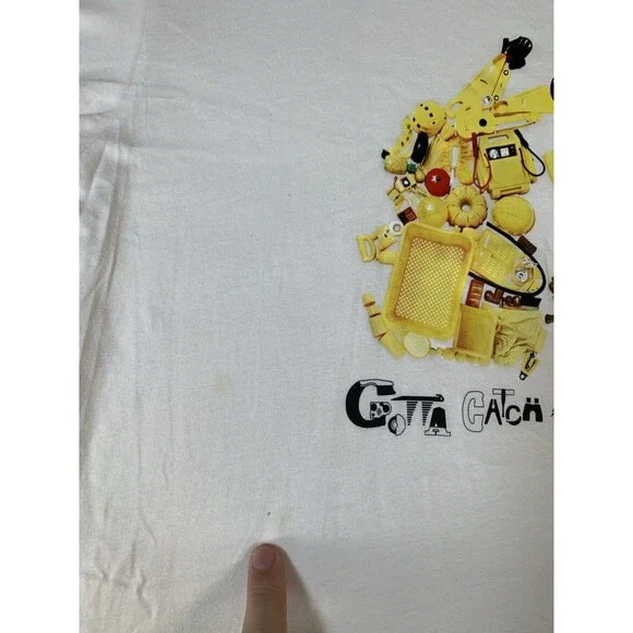 UNIQLO UT Pokemon Meets Artist Magna Pikachu White T-Shirt Large Unisex